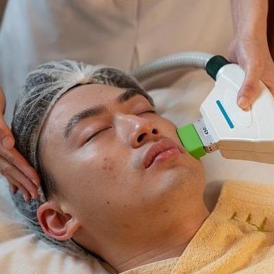 Facial Treatment For Men  Singapore
