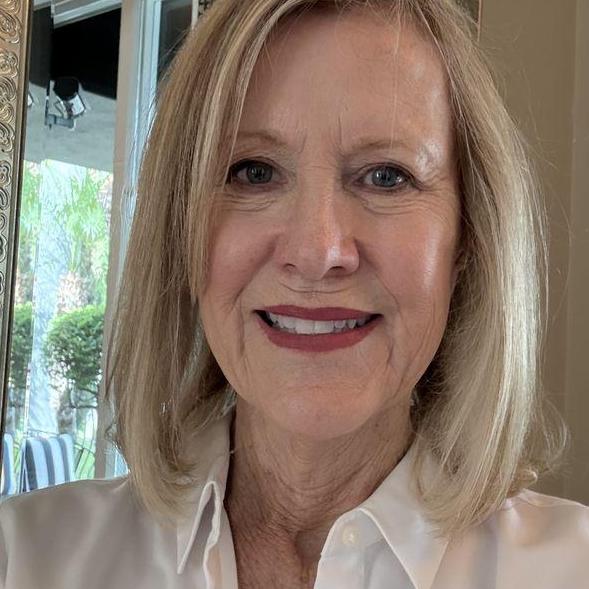 Evelyn Carter